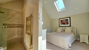 Photo 16- click for photo gallery